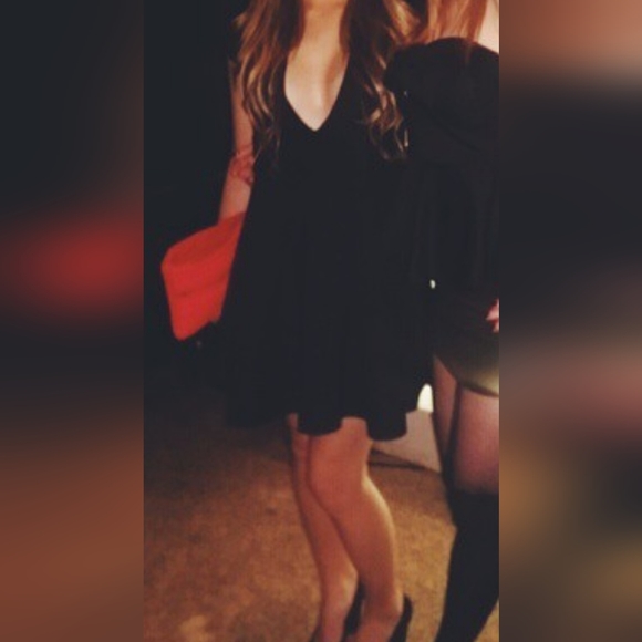 Guess sleeveless scuba knit deep V size XS EUC Plunge evening dress - Picture 14 of 14